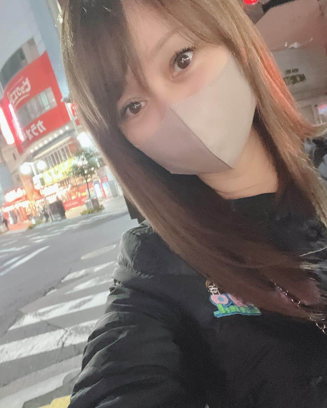 渡辺美奈代のインスタグラム：「八戸でお散歩 FM青森の公開録音でお邪魔しました！  #八戸 #公開録音イベント  #FM青森 #テクテク」