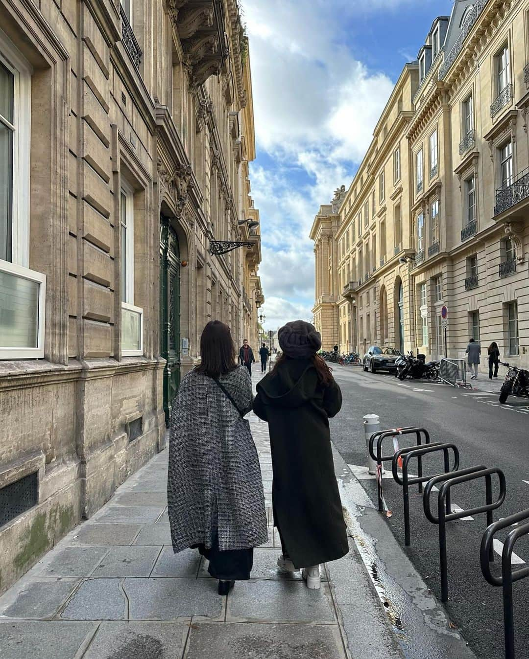 由布菜月さんのインスタグラム写真 - (由布菜月Instagram)「. 楽しかったヨーロッパ旅行🇫🇷🇧🇪🇳🇱 初めて友達が遊びにきてくれて本当に嬉しかった！ありがとう2人🫶💕 3人でのYouTubeもUPしたのでぜひ☺️ .」11月3日 21時43分 - yufudayo