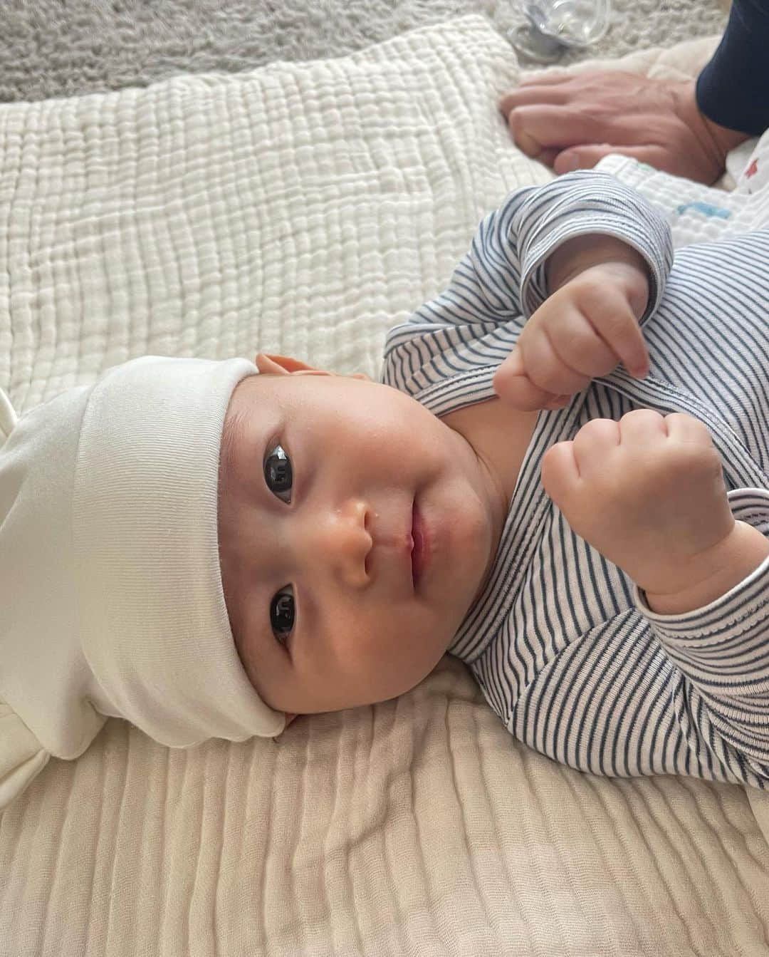 藤田弘輝さんのインスタグラム写真 - (藤田弘輝Instagram)「Almost 4 Months!  We love you my little best friend.」11月3日 21時37分 - theofujita