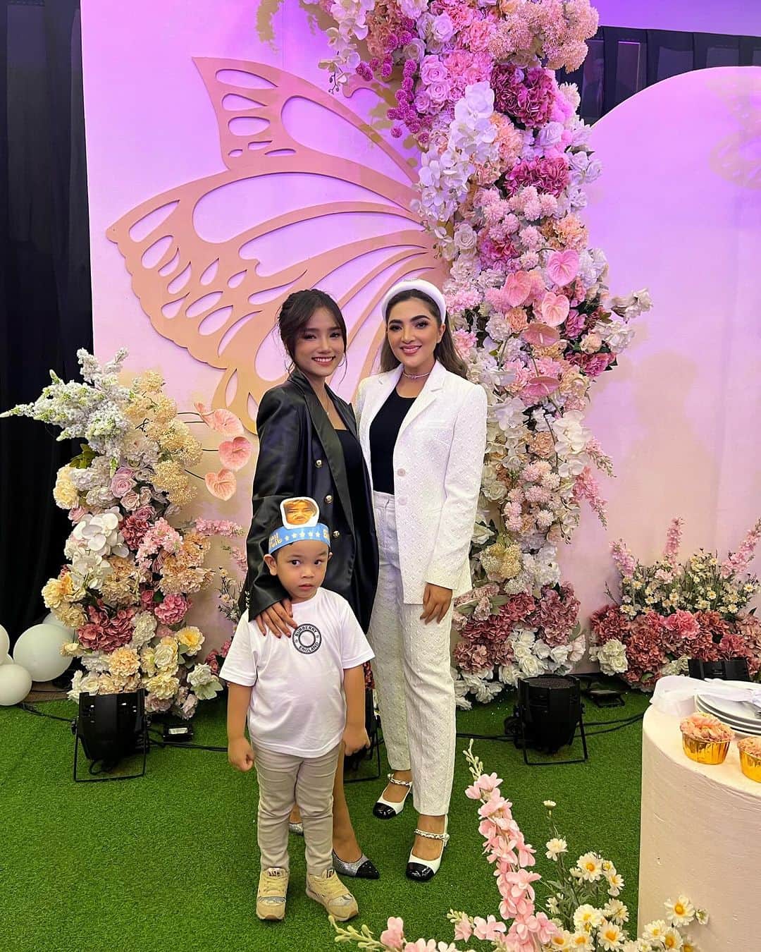 のインスタグラム：「HBD @fuji_an  Semua doa yg terbaik yaa😍🙏」
