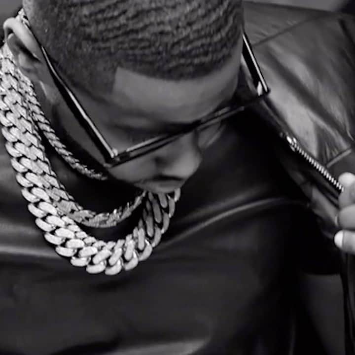 ファボラスのインスタグラム：「LINK 🆙 REMIX   NE-YO  ft.  FABOLOUS   Single & Video OUT NOW ❕❕  CLICK THE LINK IN BIO to CHECK IT OUT」