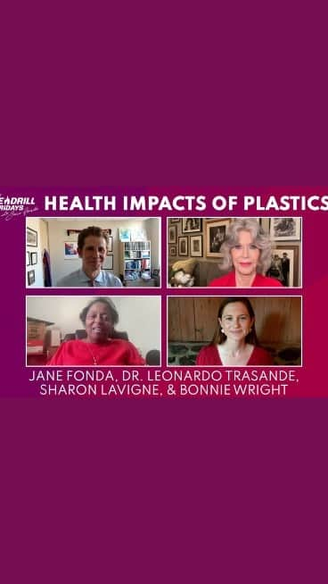 ジェーン・フォンダのインスタグラム：「It’s Fire Drill Friday!  Did you know that plastics have been found in our air, water, food, and even bodies? Our bodies! Science is showing that — surprise, surprise — this is a big problem for our overall health.  Actor and Activist, Jane Fonda, welcomes community mobilizer, Sharon Lavigne; leading health expert, Leonardo Trasande, MD, MPP; and actor, writer, and climate justice advocate, Bonnie Wright for a timely discussion about how plastics could be affecting us and what we must do about this global health crisis.  Check out the full Fire Drill Fridays Live show on http://youtube.com/greenpeaceusa.  #FireDrillFridays #GreenpeaceUSA #JaneFonda #Climate #Plastic #Oceans @janefonda @firedrillfriday @greenpeaceusa @risestjames @leotrasande @thisisbwright」