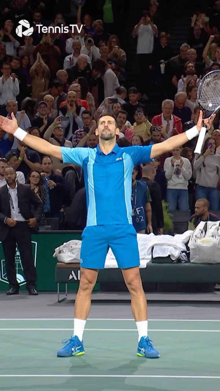 ノバク・ジョコビッチのインスタグラム：「Djokovic hits the Jude Bellingham celebration 🥶  #tennis #tennistv #atptour #rolexparismasters」
