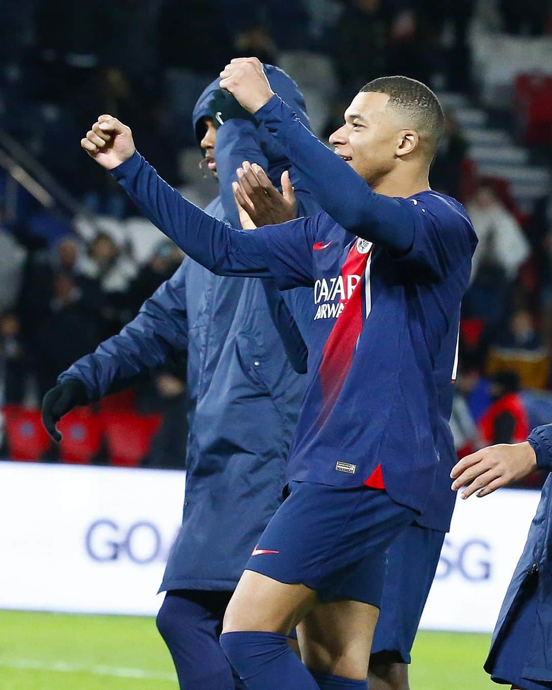 のインスタグラム：「𝐌𝐄𝐑𝐂𝐈 🙌  #PSGMHSC #Ligue1 #ParisSaintGermain #PSG」
