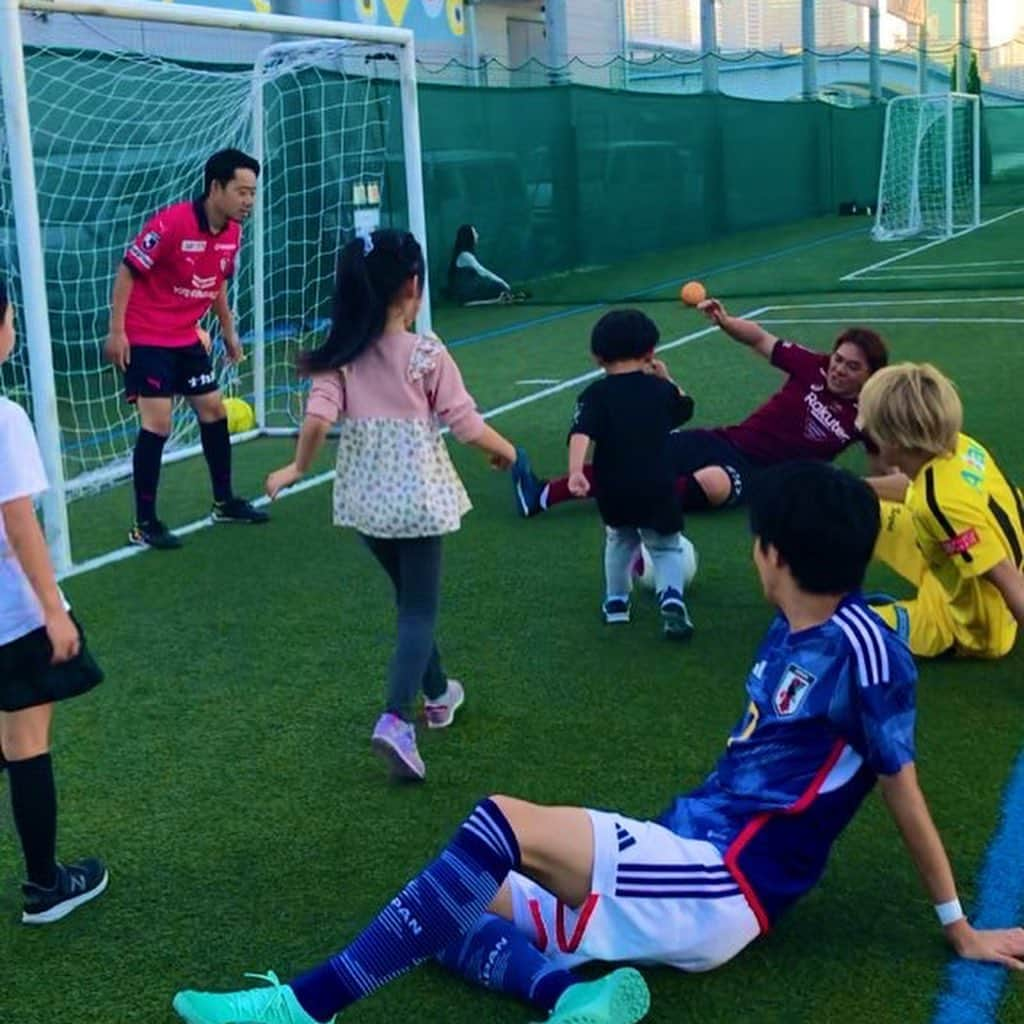 フルカウント千葉さんのインスタグラム写真 - (フルカウント千葉Instagram)「*  今日の 朝活～昼活⚽🏃💨  楽しかったなぁ☀️ こんな幸せな毎日が 続けばいいのに☺️  #サッカー #イベント #MONOMANEBLUE #SAMURAIBLUE #プロテイン #チュロス #チュリトス」11月3日 23時52分 - fullcount.chiba