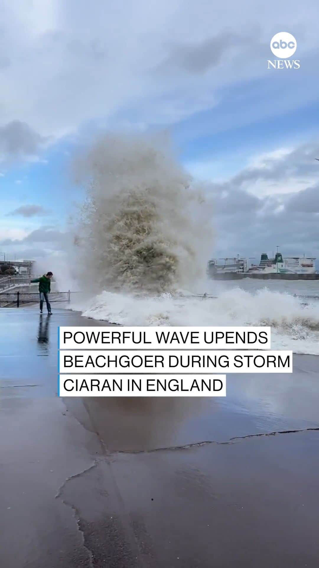 ABC Newsのインスタグラム：「A person was upended and drenched by a powerful wave that broke over a sea wall as Storm Ciaran impacted Dover, on the south coast of England.  Go to link in bio for more.」