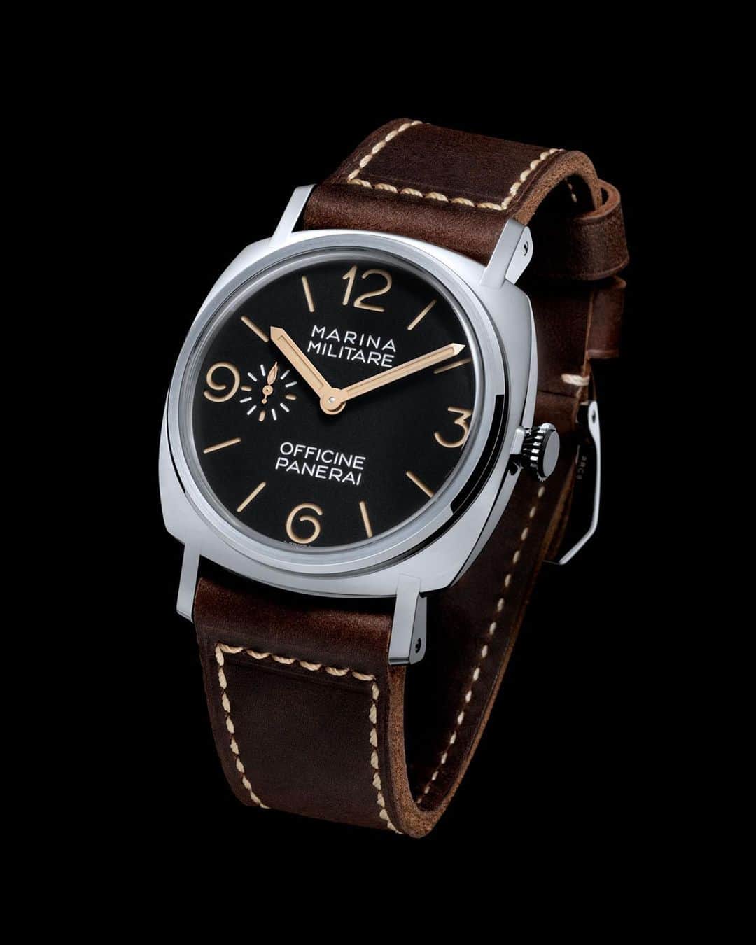 オフィチーネ パネライさんのインスタグラム写真 - (オフィチーネ パネライInstagram)「Lot 24, Panerai, Ref. PAM01346, Radiomir Guido & Figlio Panerai, SOLD FOR 355.600 CHF, including buyer’s premium.  This exceptional timepiece draws inspiration from the historical Angelus caliber SF240, with an impressive 8 days power reserve, found in the Ref. 3646 modified model from the 1960s.  All proceeds, including the entire Phillips’ Buyer’s Premium, will be donated to the Intergovernmental Oceanographic Commission of UNESCO (IOC-UNESCO).   #Panerai #PaneraiHistory #PaneraiandPhillips #Radiomir #Phillips #WatchAuction」11月4日 0時10分 - panerai