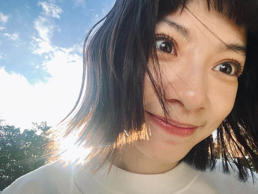 ヤオ・アイニンのインスタグラム：「這禮拜的自己，讚讚的。」