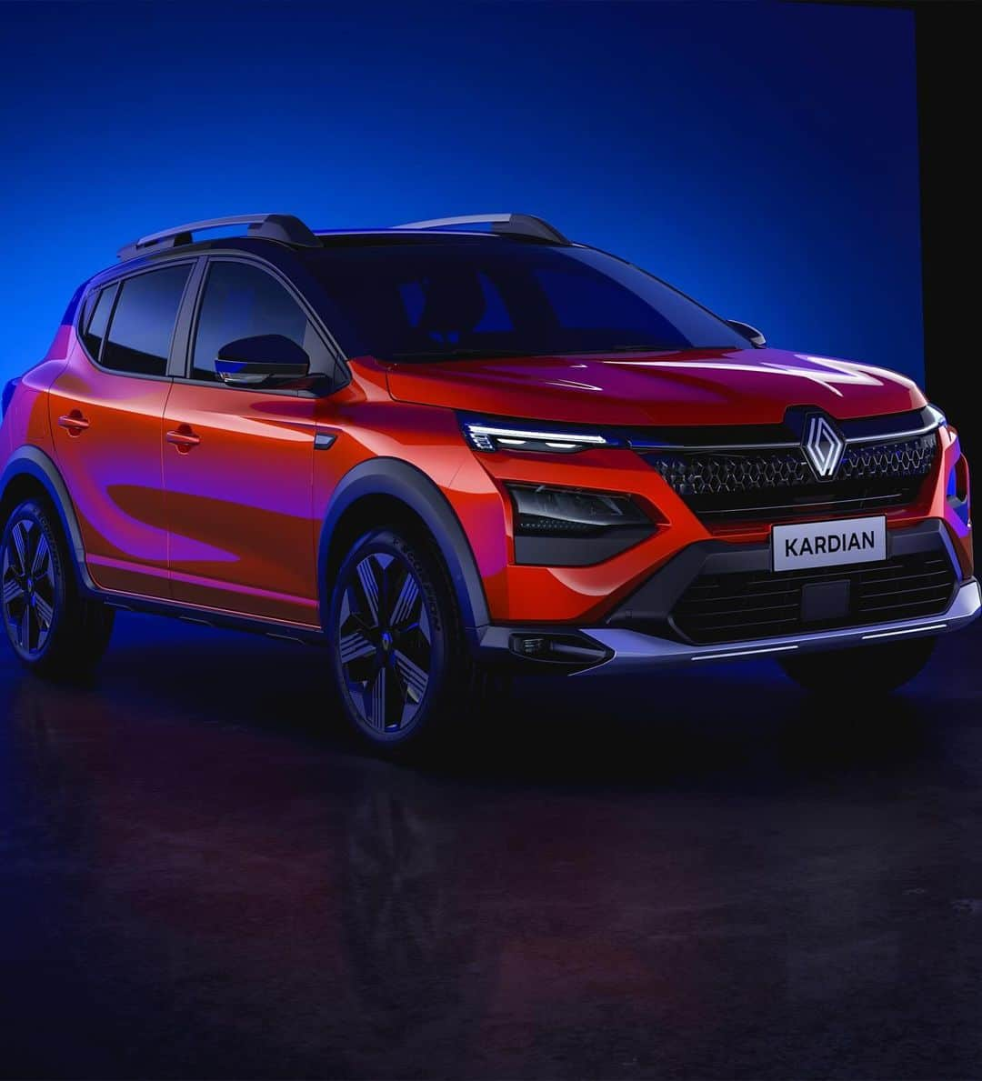 ルノーのインスタグラム：「#Renault Kardian: a compact, modern and tech-focused SUV 🌎  Kardian marks another step in the Renaulution strategic plan – the start of the “Renovation” phase in Renault’s international markets. It inaugurates a new Renault platform that will enable the development of models for a number of non-European markets.  This brand new vehicle will be produced at the Curitiba plant in Brazil first, then the Casablanca plant in Morocco.  Sales will start in Latin America before arriving in other non-European markets.」