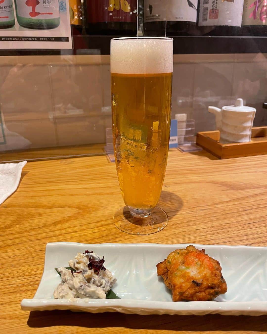 黒山健一さんのインスタグラム写真 - (黒山健一Instagram)「食の旅❗️ 豊洲で魚を食う🐟 上品な味わいで、大満足❗️ やっぱり魚やね〜😘 そして豊洲からの夜景が、非常に綺麗な事を知りました⭐️⭐️  #食の旅 #刺身 #豊洲 #東京の夜景」11月4日 1時18分 - kenichi_kuroyama