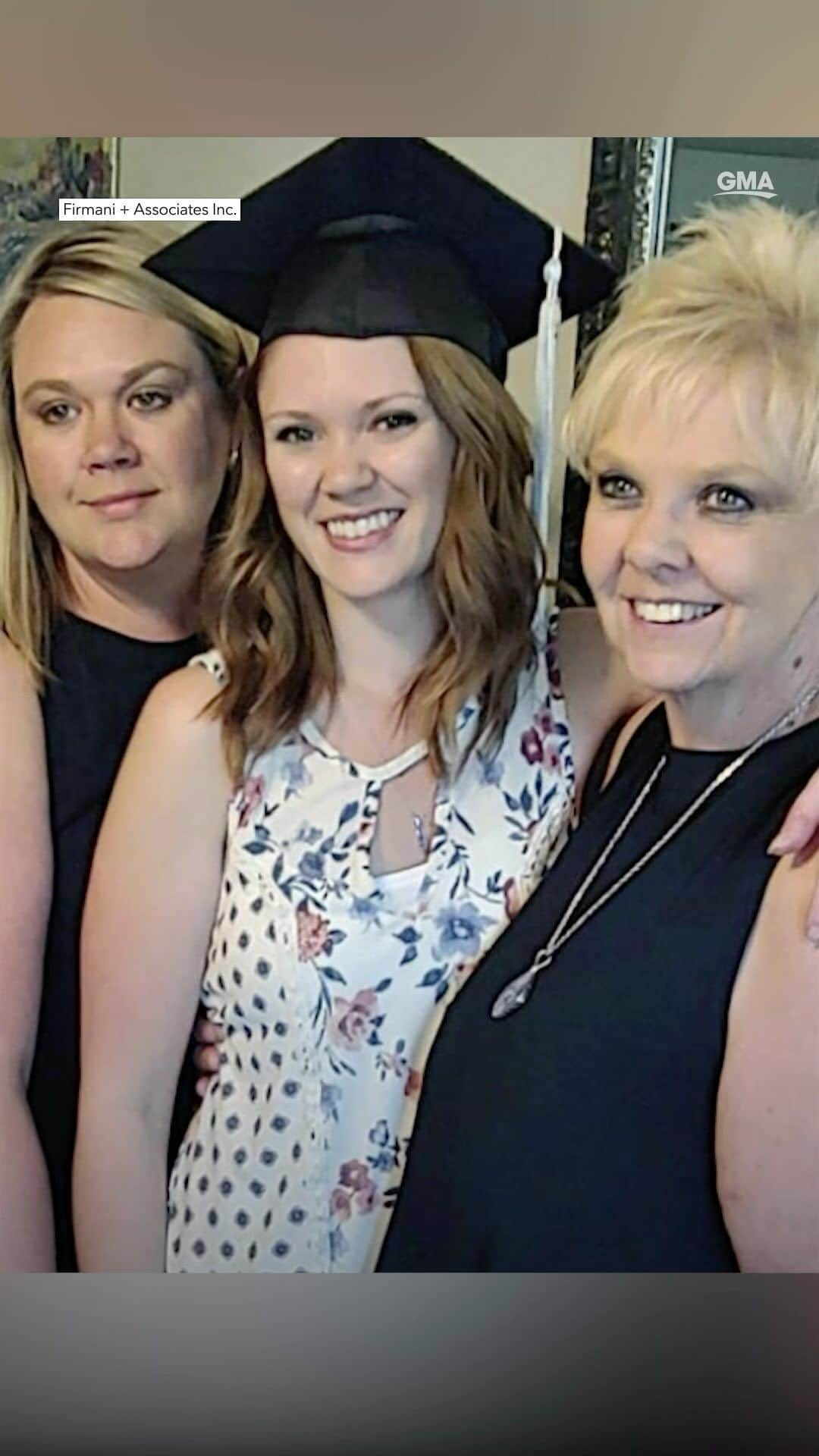 のインスタグラム：「Brianna Hayes learned through a DNA test that her mom’s former fertility doctor was her biological father. Her mother Sharon alleges the doctor used his sperm to artificially inseminate her.  #Health #Lawsuit #DNA #Sperm #Donor」