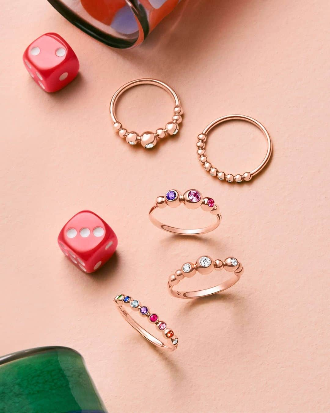 ドドのインスタグラム：「Play with minimalism, color and joy. Bollicine's new gemstone designs incorporate sapphires, rubies, amethysts and more.​⁣ ​⁣ #DoDoJewels ​⁣ #DoDoBollicine​」