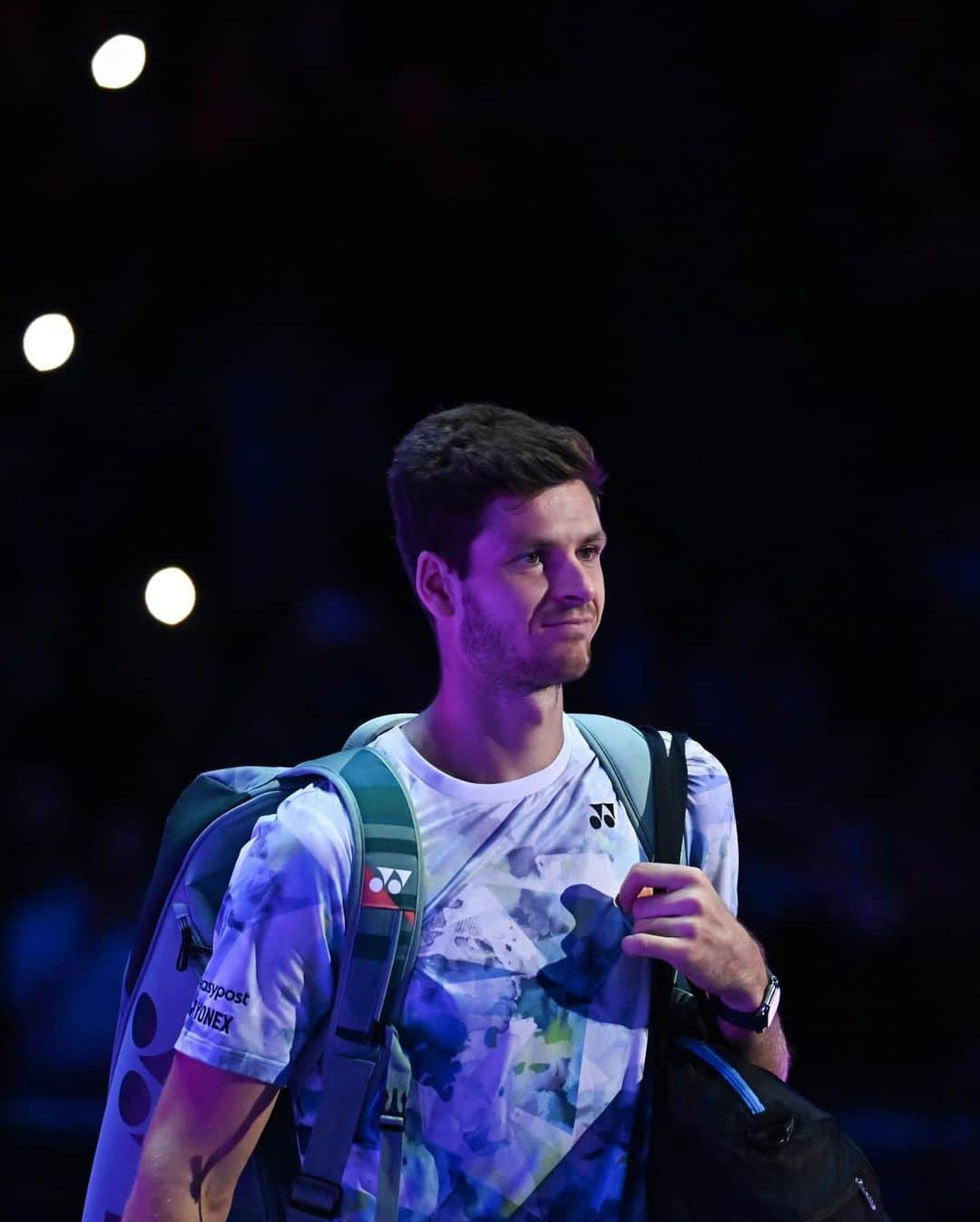 フベルト・フルカチュのインスタグラム：「Gave it my all but it wasn’t enough this time. Thank you so much for all the support you continue to give me, it really doesn’t go unnoticed 🙏  📸 Corinne Dubreuil | @atptour 🎥 @atptour | @tennistv」