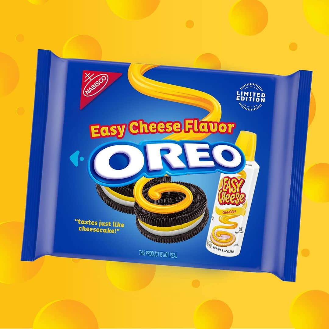 OREOのインスタグラム：「We didn’t…or did we? 😏」