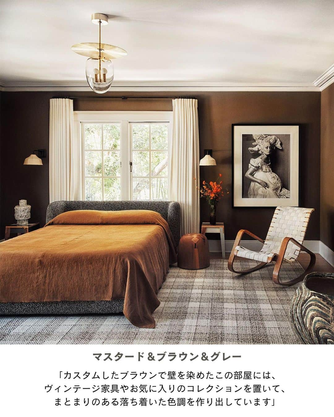 ELLE DECOR JAPANさんのインスタグラム写真 - (ELLE DECOR JAPANInstagram)「インテリアのプロたちがおすすめする冬にぴったりのカラーパレットをインテリアに取り入れれば、家の中はあたたかな空間になるはず！  凍てつくような色合いで北極圏のツンドラ地帯を再現したり、暖色系の色合いで家庭的な冬の休息空間を演出したり……いかなるスタイルも、春を待ち望む思いを消し去ってくれるだろう。そこで、US版『エル・デコ』が選ぶインテリアのエキスパートたちに、今シーズンのベストな配色を教えてもらった。  #インテリア好き #カラーコーディネート #colorcoordinate #DIY #冬のインテリア #インテリアデザイン #interiordesign #インテリアアイデア #interiorideas」11月12日 19時05分 - elledecorjapan