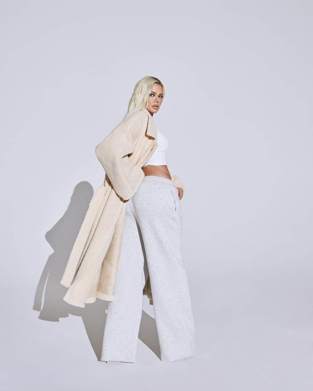 のインスタグラム：「@goodamerican」