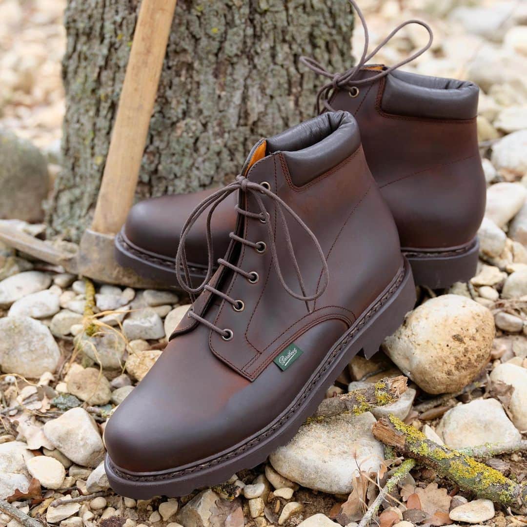 パラブーツのインスタグラム：「F W 2 3 🌳 Bergerac nubuck gringo @paraboot_official  #paraboot #fw23 #madeinfrance」