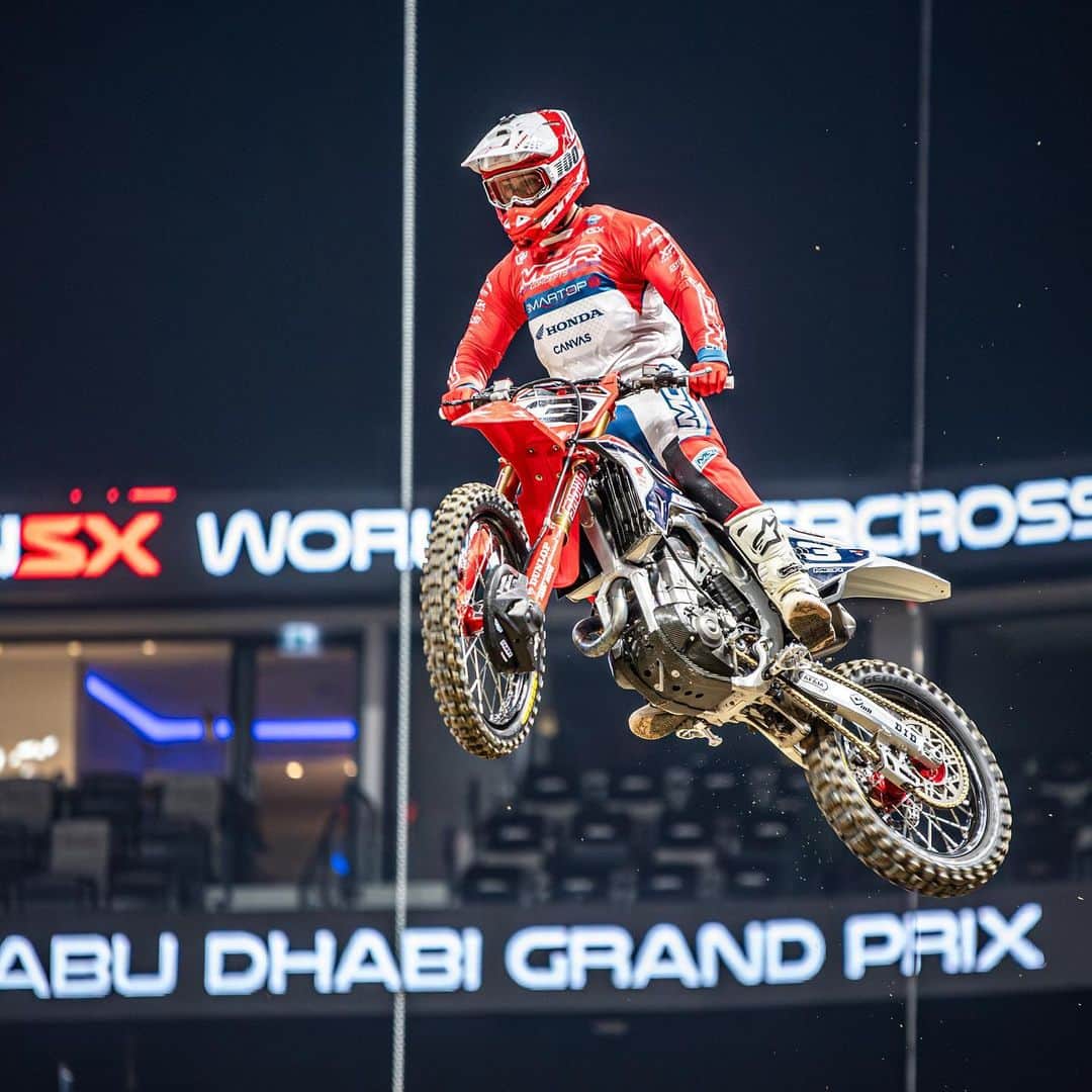 Racer X Onlineさんのインスタグラム写真 - (Racer X OnlineInstagram)「The track is getting dialed in Abu Dhabi for @wsxchampionship free practice 🔥 Who’s ready to go racing 🇰🇼 #WSX #AbuDhabiGP」11月4日 3時59分 - racerxonline
