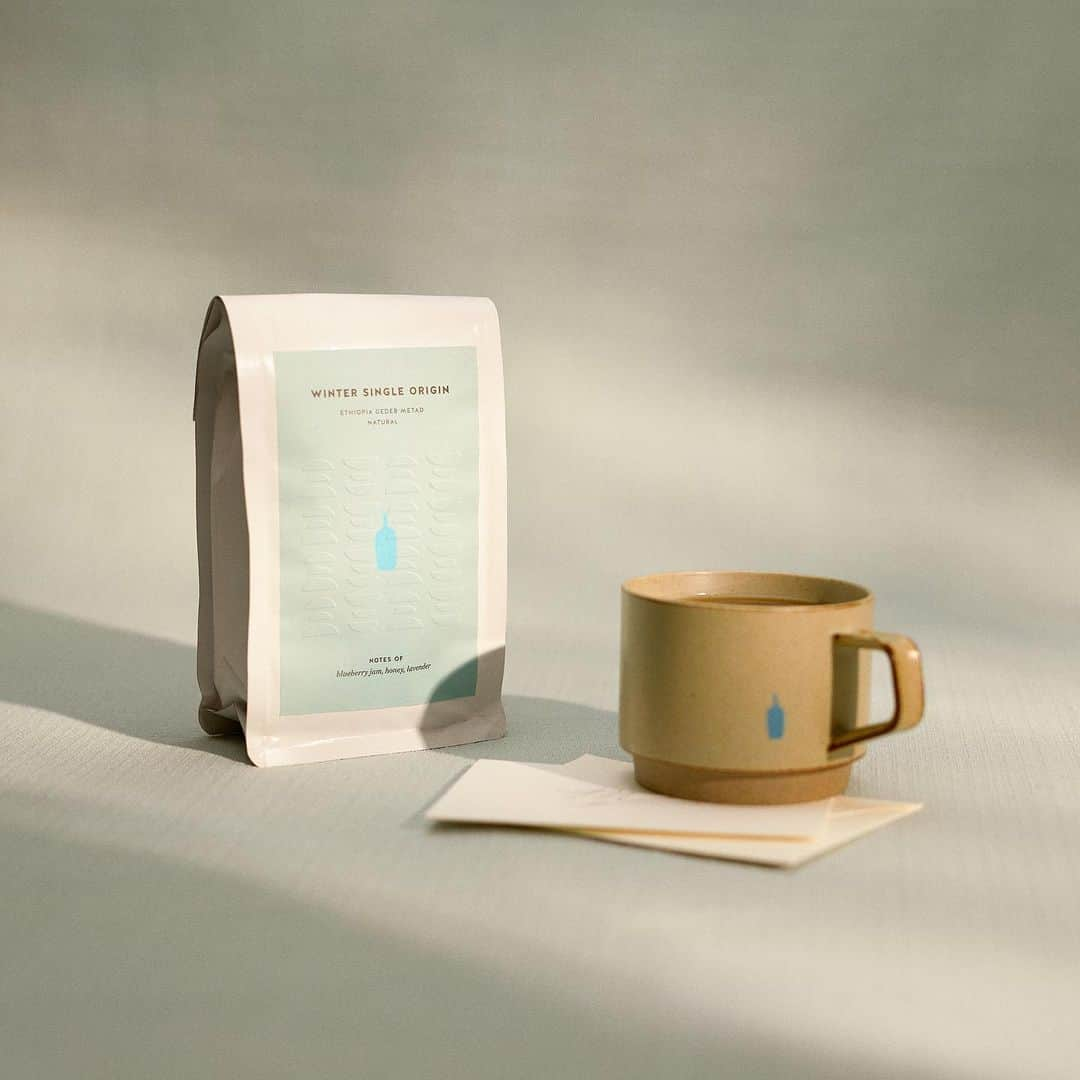 Blue Bottle Coffeeさんのインスタグラム写真 - (Blue Bottle CoffeeInstagram)「From our expertly grown and produced single origins to our artfully designed and crafted drinkware, our Holiday Collection holds unique pieces that pair well with that one-of-a-kind someone and make each moment with them a little more special.  This season, find pairings that bring artistry to the moments you cherish in life.」11月4日 3時56分 - bluebottle