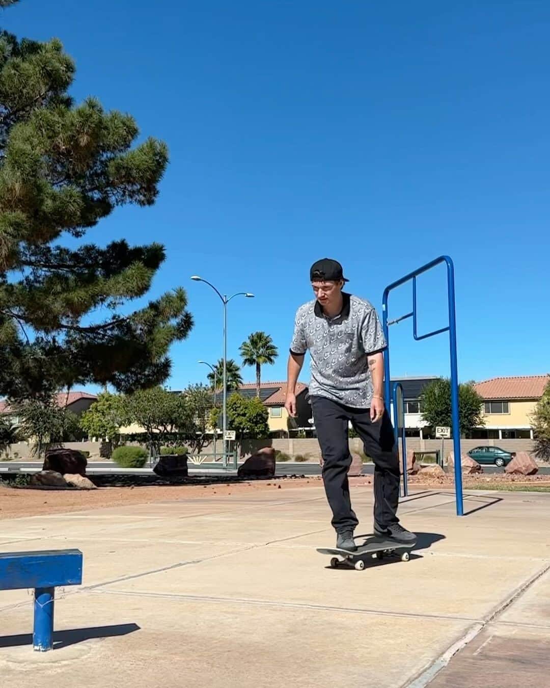 シェーン・オニールのインスタグラム：「Tricks. Part is coming 🤍」