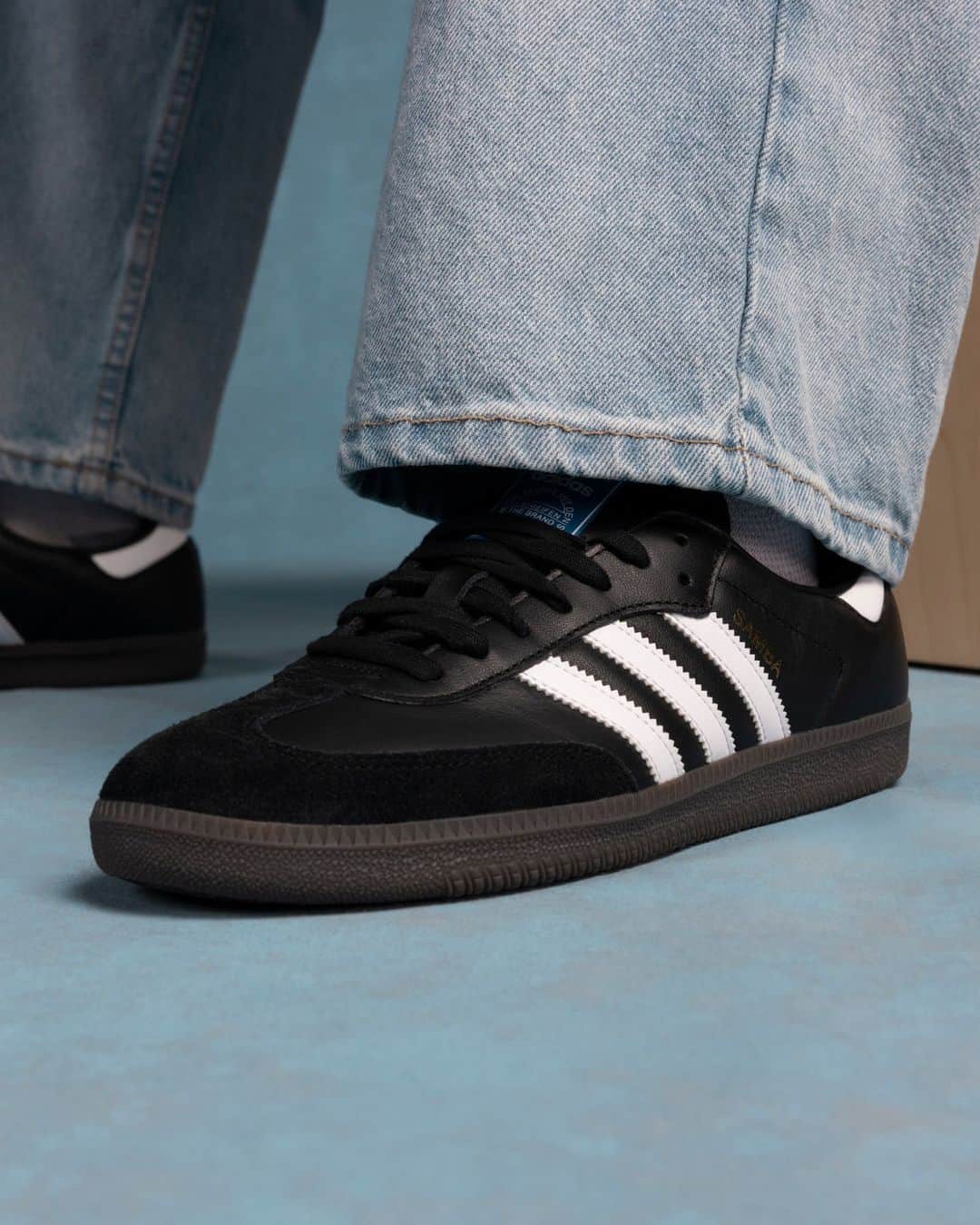 Foot Lockerのインスタグラム：「Kick it in a throwback 👟   Shop the adidas Samba in new & classic colors in-store & online now.」