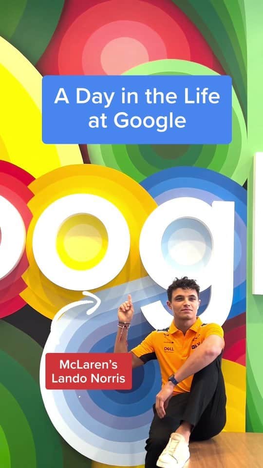Googleのインスタグラム：「@McLarenF1 driver @landonorris swaps the drivers seat for driving presentations during his pit stop at Google HQ 🏁」