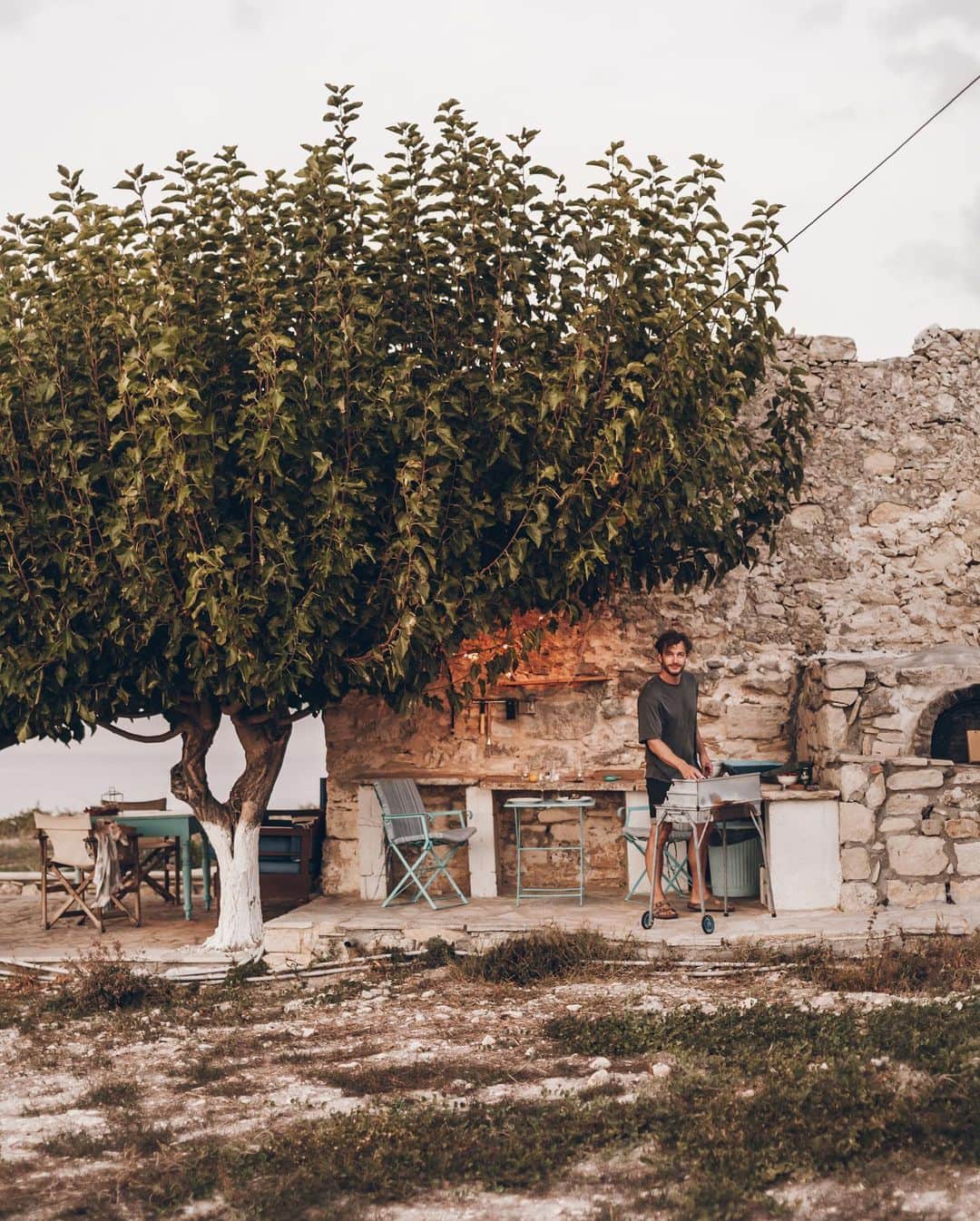 ジャクリーン・ミクタさんのインスタグラム写真 - (ジャクリーン・ミクタInstagram)「Sunsets and chill ♥ Snaps from our little Cretan getaway!」11月4日 4時36分 - mikutas