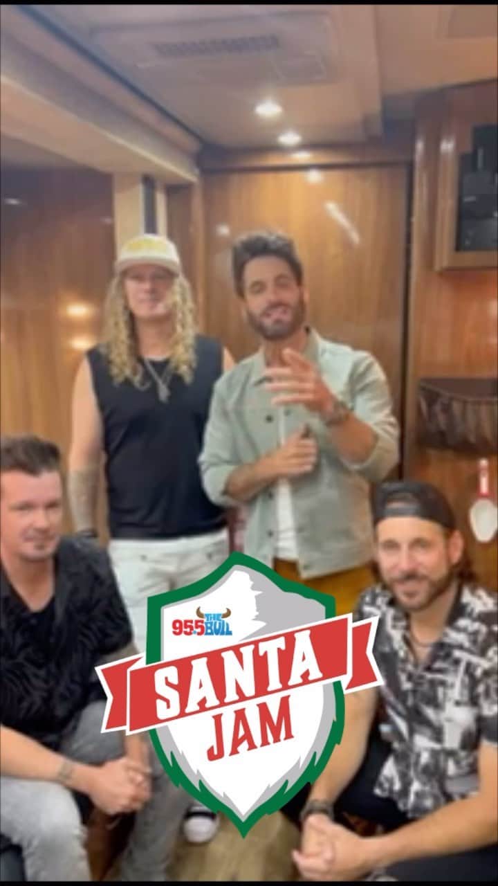 Palms Casino Resortのインスタグラム：「Santa Jam is back! Catch @parmaleemusic and more December 10th at the Pearl Theater inside @palms! Tickets start at $30 and did we mention FREE parking? Hurry before it sells out, 955TheBull.com/SantaJam! Proceeds benefit @stjude. @stjudenevada」