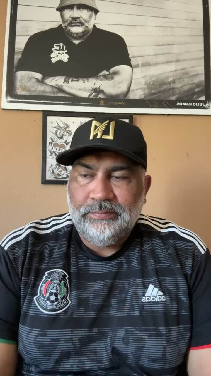 ハイメ・カミールのインスタグラム：「Ayúdanos a ayudar, @jaimecamil nos explica por qué es importante ayudar por medio de @globalgiving   A todos los que den su apoyo mándenme un screenshot para entrar a la rifa de 2 boletos para un juego de playoffs del @lafc   #sisepuede💪 #pormexico🇲🇽❤️ #todossomosacapulco」