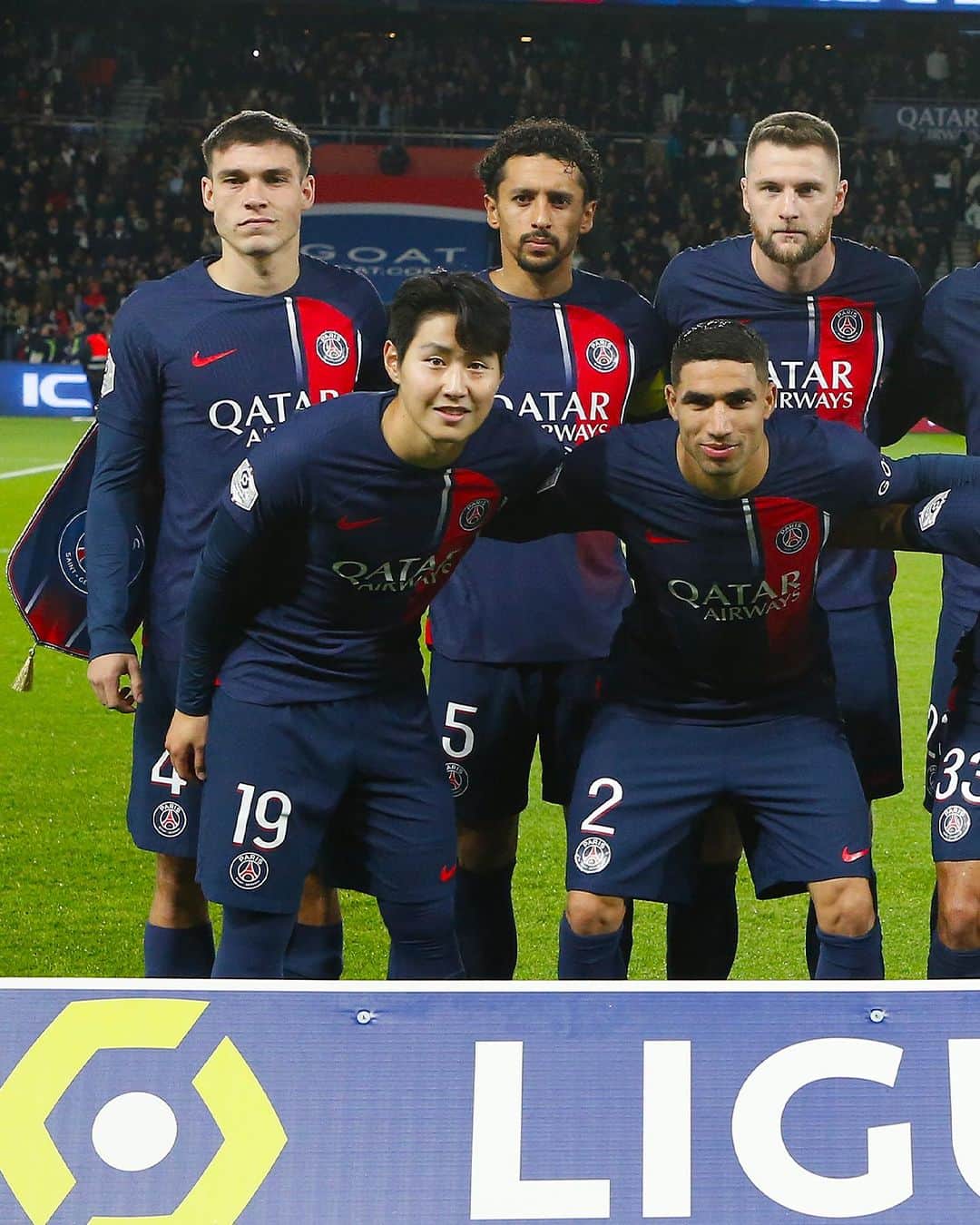 のインスタグラム：「❤️ ICI C’EST PARIS 💙  #PSGMHSC #Ligue1」