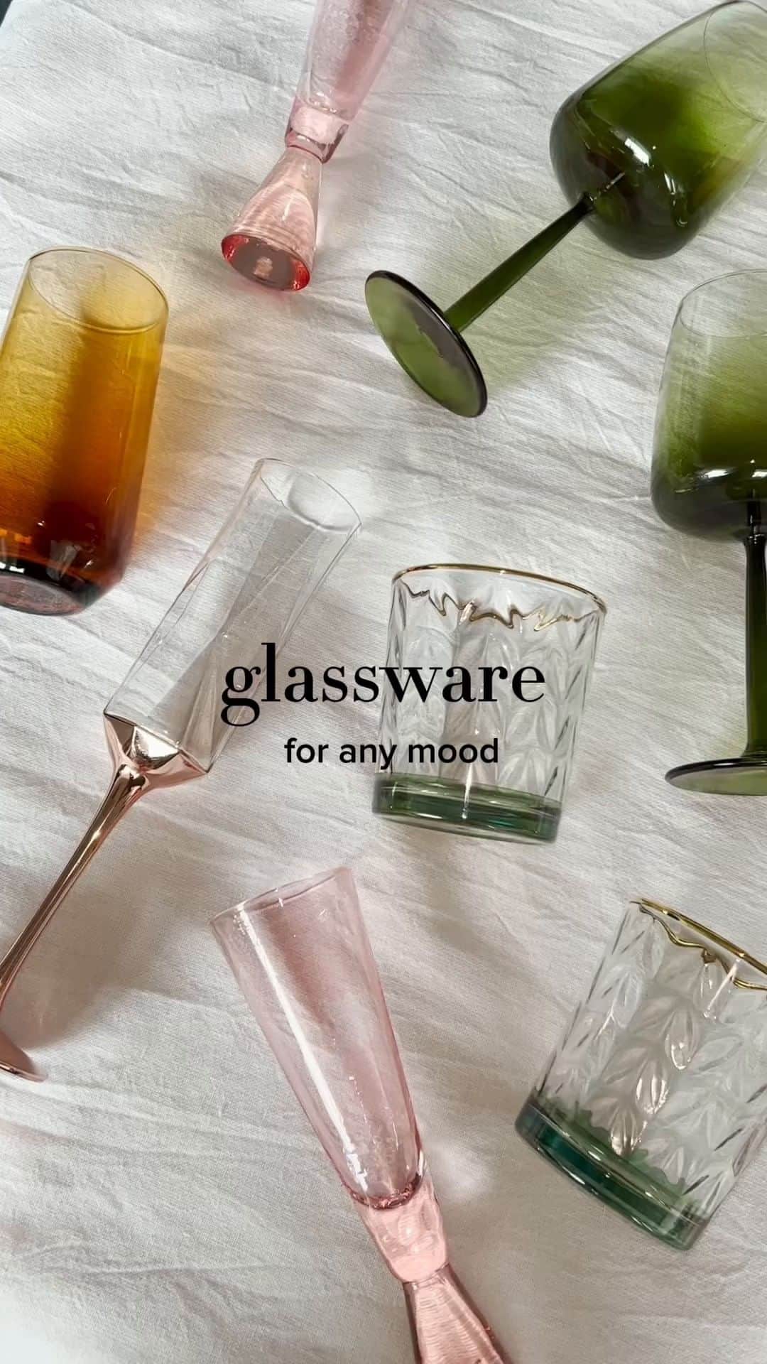 のインスタグラム：「with colored glassware like this, you find any reason to celebrate 🥂#linkinbio」