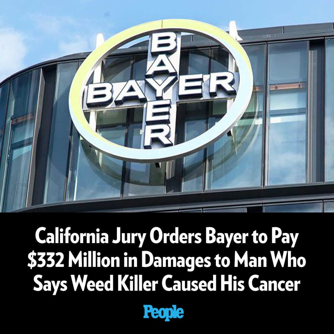 People Magazineのインスタグラム：「Carlsbad, Calif. native Michael Dennis was diagnosed with a rare form of non-Hodgkin lymphoma in 2020 and is currently in remission.  On Tuesday, the San Diego Superior Court jury determined that a Roundup weed killer product's active ingredient, glyphosate, was related to the cancer.  "His doctors have told him it's going to come back and we're just waiting to see if that happens," the former land surveyor's lawyer Adam Peavy told the outlet's local affiliate, KNSD-TV.  Read more in our bio link. | 📷: Getty」