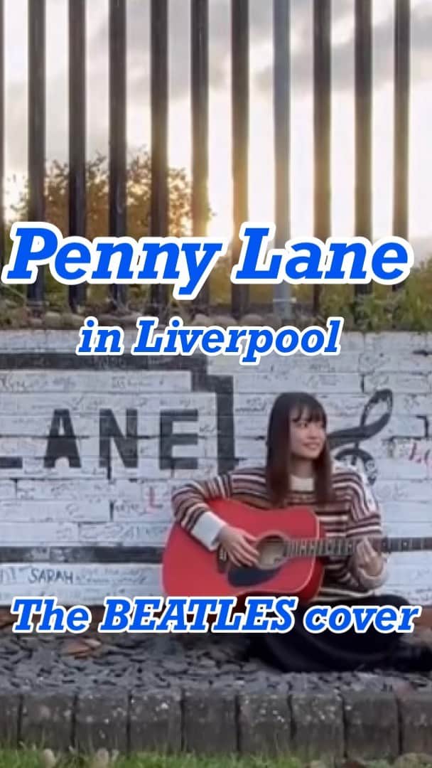 寺川里奈のインスタグラム：「I uploaded "Penny Lane" on YouTube.  It's been about a year since my last post. This time, I'm singing at Penny Lane in Liverpool.  My dream of playing the guitar in Liverpool has come true.  Please take a look if you'd like🩵  約一年ぶりにYouTubeに動画をupしました。 今回はついにリヴァプールにあるペニーレインでペニーレインを弾き語りしています！🩵 リヴァプールでギターを弾くという夢が叶いました。 プロフィールからYouTubeにとべます🕊️ ぜひYouTubeでフルver.をチェックしていただけたら嬉しいです！ #thebeatles #pennylane  #guitar #cover #liverpool  #nowandthen  #ビートルズ #ギターカバー #弾き語り」