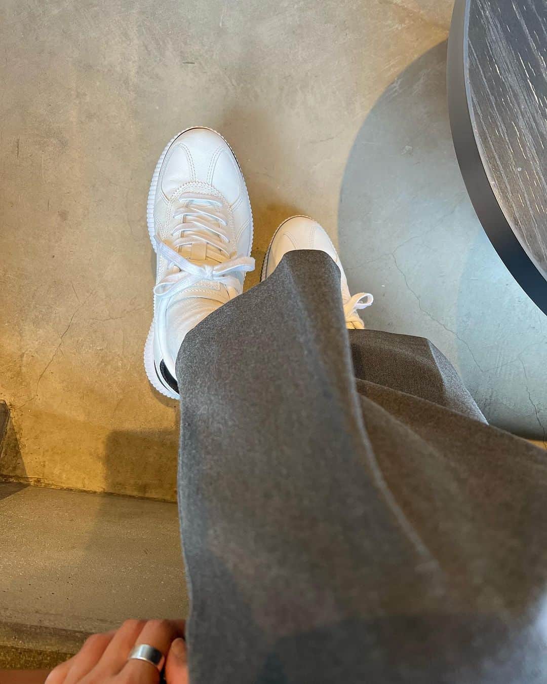 LUNAさんのインスタグラム写真 - (LUNAInstagram)「suki💗  @beautifulpeople_officialsite  @gu_for_all_  @nike  @onitsukatigerjp  @ungrid_official  @shear_plus_0502  @celine   #myfavorite #bag #shoes #ユニセックスアクセサリー」11月4日 18時01分 - luna_0229