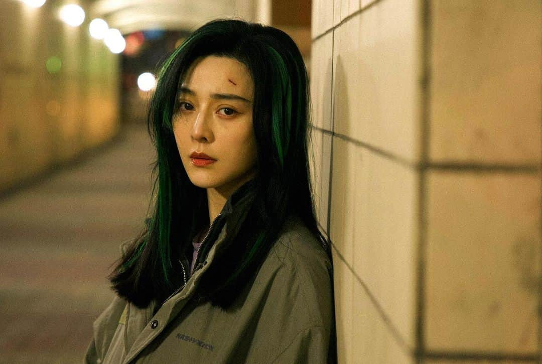 ファン・ビンビンさんのインスタグラム写真 - (ファン・ビンビンInstagram)「#greennight #绿夜 #녹야」11月4日 17時08分 - bingbing_fan