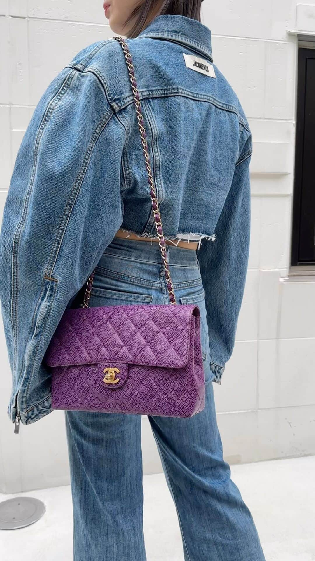 Vintage Brand Boutique AMOREのインスタグラム：「Vintage Classic Single Flap Medium 💜  Product code: 95385  #chanelvintage #chanelclassic #chanelbag #chanellover」