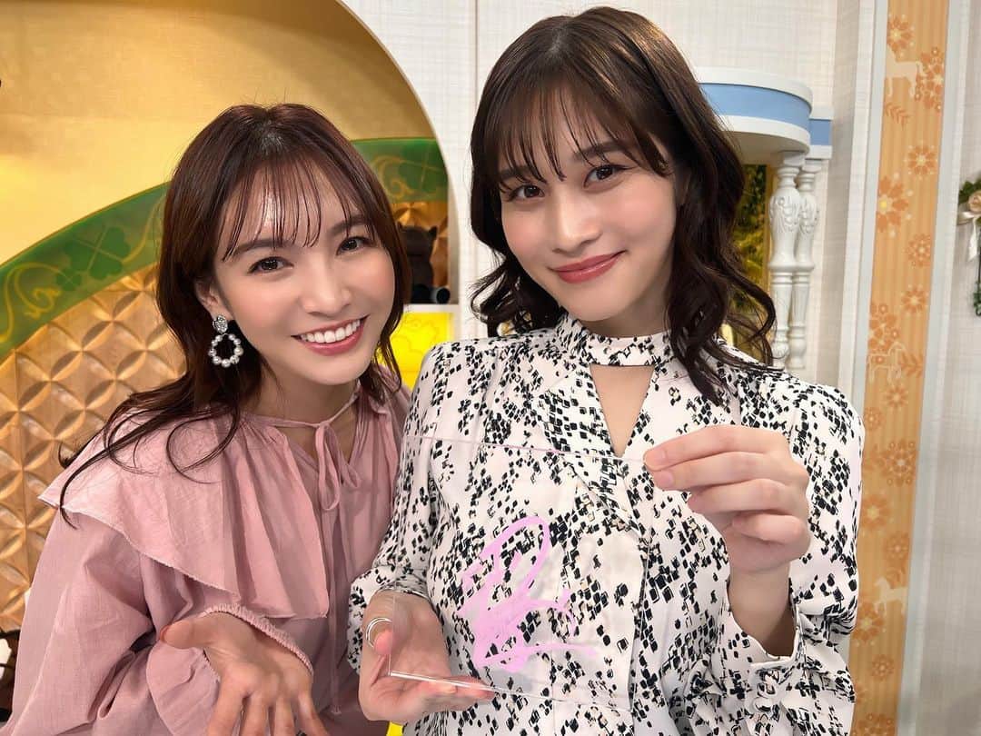 のインスタグラム：「KBS京都テレビ『うまDOKI』観て下さった皆様ありがとうございました🙇‍♂️✨ とっても楽しかったです💓KBSファンタジーステークスの予想は外れてしまいましたが、今後が楽しみになる素敵なレースでしたね！🌸 ほのかちゃんと相埜祐樹さんと牟田雅直さんとお写真を撮って頂きました📷✨  明日のみやこステークスも楽しみですね🥰🐴🔥」