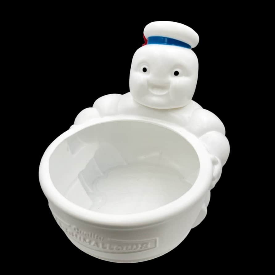 おもちゃやSPIRALのインスタグラム：「The Ghost Busters marshmallowman tray 入荷しました💀  キャンディボックスにしても可愛いです❤️🫧」