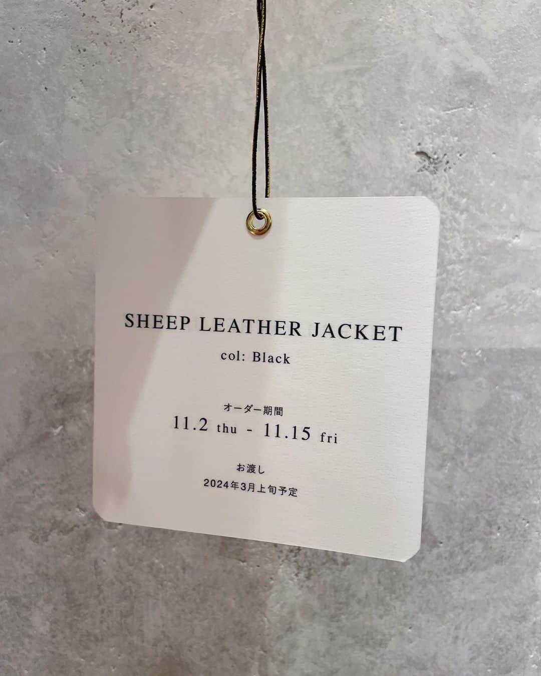 のインスタグラム：「. ⁡ _________________________________ ⁡ SHEEP LEATHER JACKET pre-order event  ⁡ 11.2 thu - 15 wed ⁡ at. NEWoMan SHINJUKU   IÉNA TACHIKAWA   IÉNA NAGOYA Takashimaya ⁡ _________________________________ ⁡ たくさんのご要望をいただいておりましたレザージャケットの受注会第二弾を開催いたします。 ⁡ 今回は上記の3店舗同時開催です。 詳しくは各店舗までお問い合わせくださいませ。 ⁡ ✴︎お渡しは2024年3月上旬予定です ✴︎ナッパレザー(ブラック)のみの受注イベントです ✴︎受注生産の為、オーダー後の返品やご交換はいたしかねます ✴︎通常発売はございません。 ✴︎通信販売も可能です。お電話にて承っております。 ⁡  ⁡  #ienalaboucle#iena#イエナ#イエナラブークル#ienalaboucle_23aw」