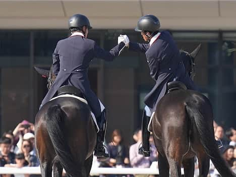 林伸伍さんのインスタグラム写真 - (林伸伍Instagram)「馬事公苑リニューアルオープンイベント 馬場馬術エキシビジョン スコラリとウラカンによるパドドゥ無事に終わりました👯‍♂️ ご覧いただいた皆様ありがとうございました イベントは今日、明日も続きます よろしくお願いします😄  📷@shogonobuta」11月4日 9時08分 - hayashingo0125