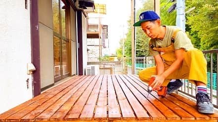 タケトのインスタグラム：「簡単ウッドデッキ作り方 #YouTube動画アップ #プロフィールのurlから飛べます  #diy #ウッドデッキ #端材  #タケト #タケトリノベーション @taketo_renovation」