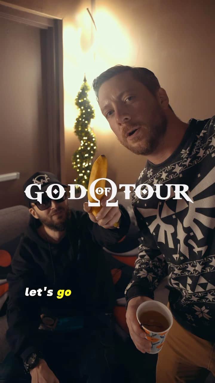 クリス・ウェビーのインスタグラム：「Milwaukee was an adventure full of whiskey, cheese, and incredible energy 🧀🧀🧀  I’d also go as far as saying it may have been the second drunkest I’ve been on stage so far this tour (Indianapolis still has that one) ((I still didn’t miss any syllables tho))  Shout out to my most OG fan @spicoliwelch for pulling up like always with those cheddars too. Legendary move.  See ya next time Wisconsin, next up it’s..  TONIGHT : Lincoln, NE SAT : Chicago SUN : Cleveland (Grand Finale)  TIX : ChrisWebby.com/tour 🎟️🎟️🎟️」
