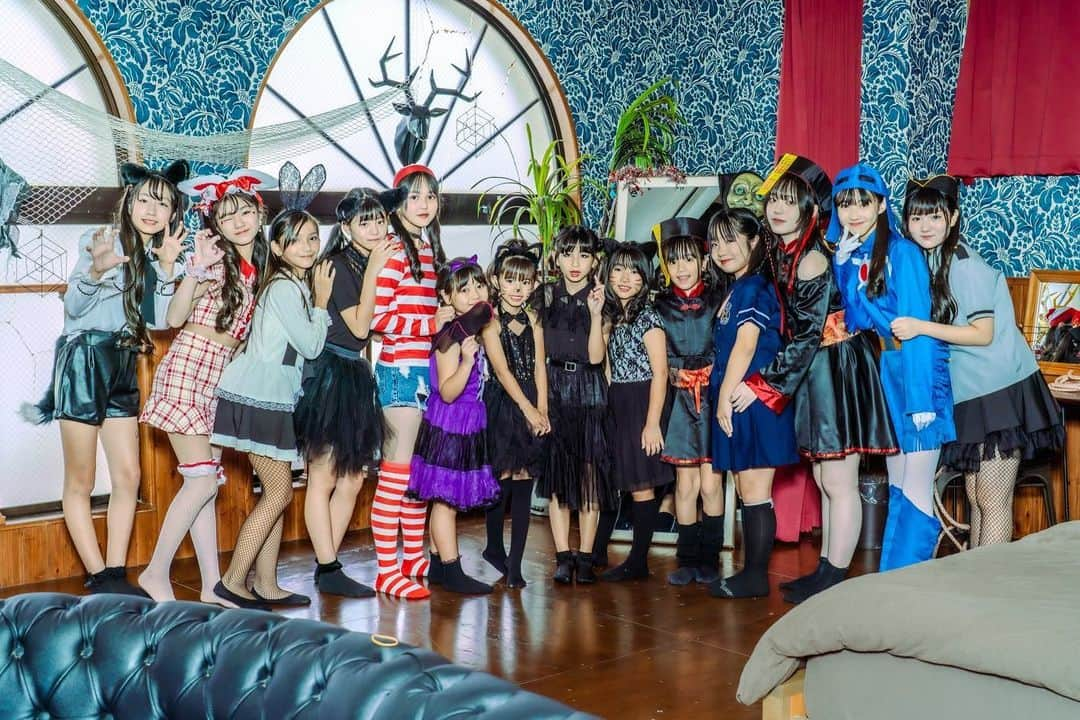 東恩納瑠花さんのインスタグラム写真 - (東恩納瑠花Instagram)「2023.10.21 ハロウィンイベント🎃👻 皆んなでの写真もありがとうございます🤗  るか🍒  #japan #okinawa #sweetcherrypeppers #ハロウィン #halloween #ナウシカ #風の谷のナウシカ」11月4日 9時37分 - ruka.ru_ru