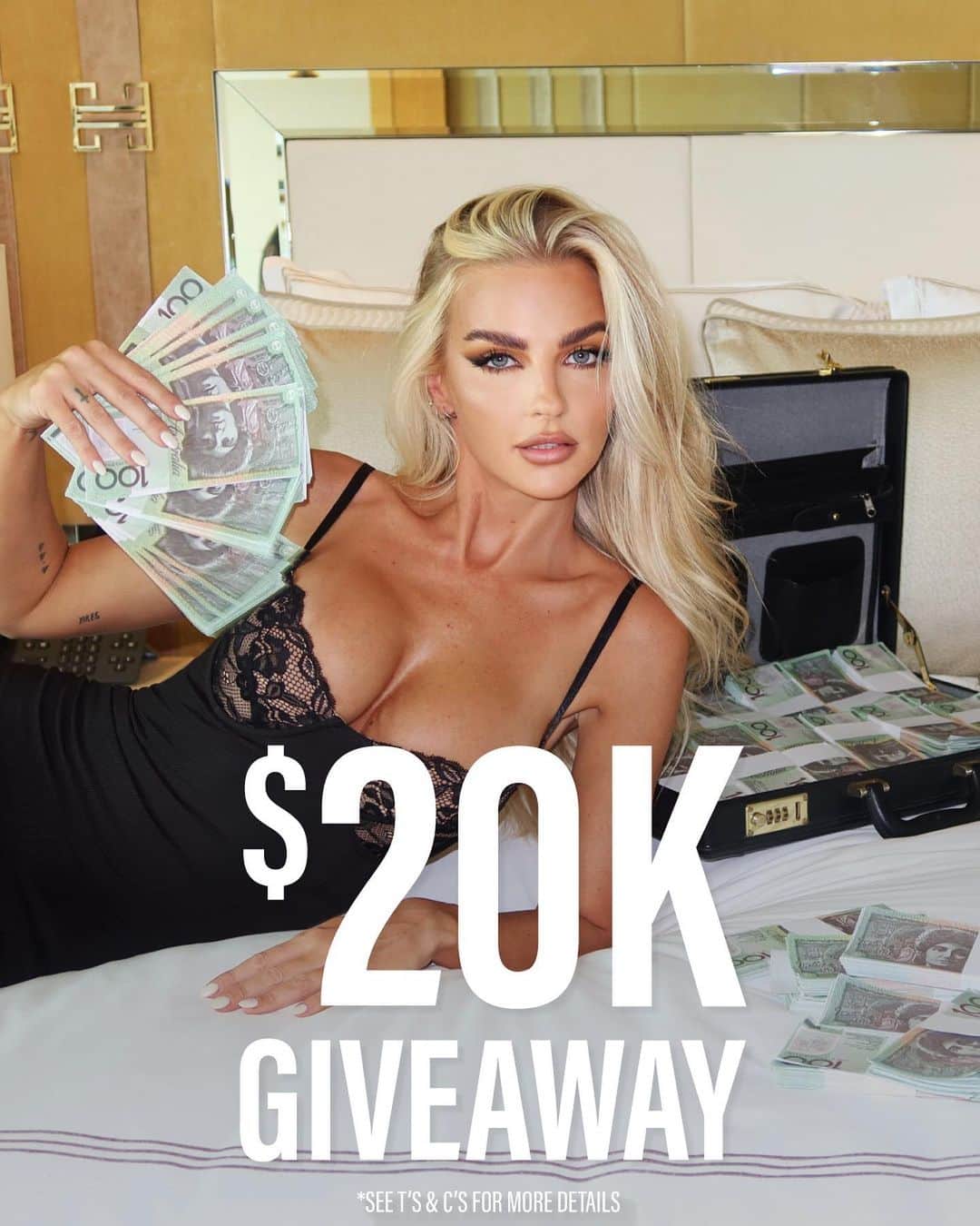 のインスタグラム：「PSA!🚨Have you entered our 20K Cash Giveaway? Head to the link in our bio for your chance to WIN! 🏃‍♀️」