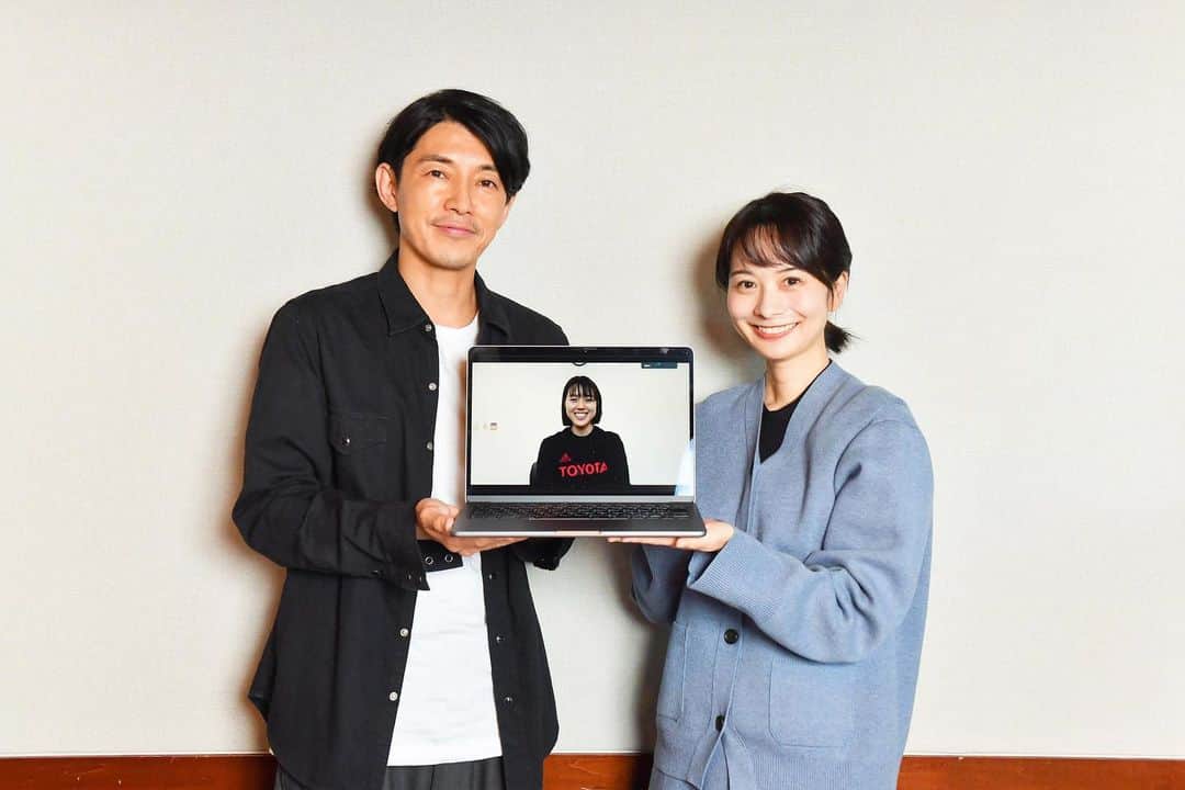 のインスタグラム：「◡̈♥︎ 今朝の「めざトク！」をご覧くださった皆様、ありがとうございます✨ ⁡ 本日11/4(土)のSPORTS BEAT supported by TOYOTAは、トヨタ自動車女子バスケットボール部アンテロープスの#山本麻衣 選手がリモート出演してくださっています！ ⁡ 現在レギュラーシーズン中のWリーグ🏀 ⁡ 山本選手が所属されているアンテロープスについてや、来年２月に始まる、パリオリンピック出場権をかけた世界最終予選への意気込みなどを伺わせていただいています✊ ⁡ そして、明日11/5(日)まで開催されている「JAPAN MOBILITY SHOW 2023」の取材の様子を今週もお届けします🚙 ⁡ SPORTS BEAT supported by TOYOTAはこの後10:00からです📻 ⁡ #SPORTSBEAT * 衣装提供 セットアップ…#MilaOwen」