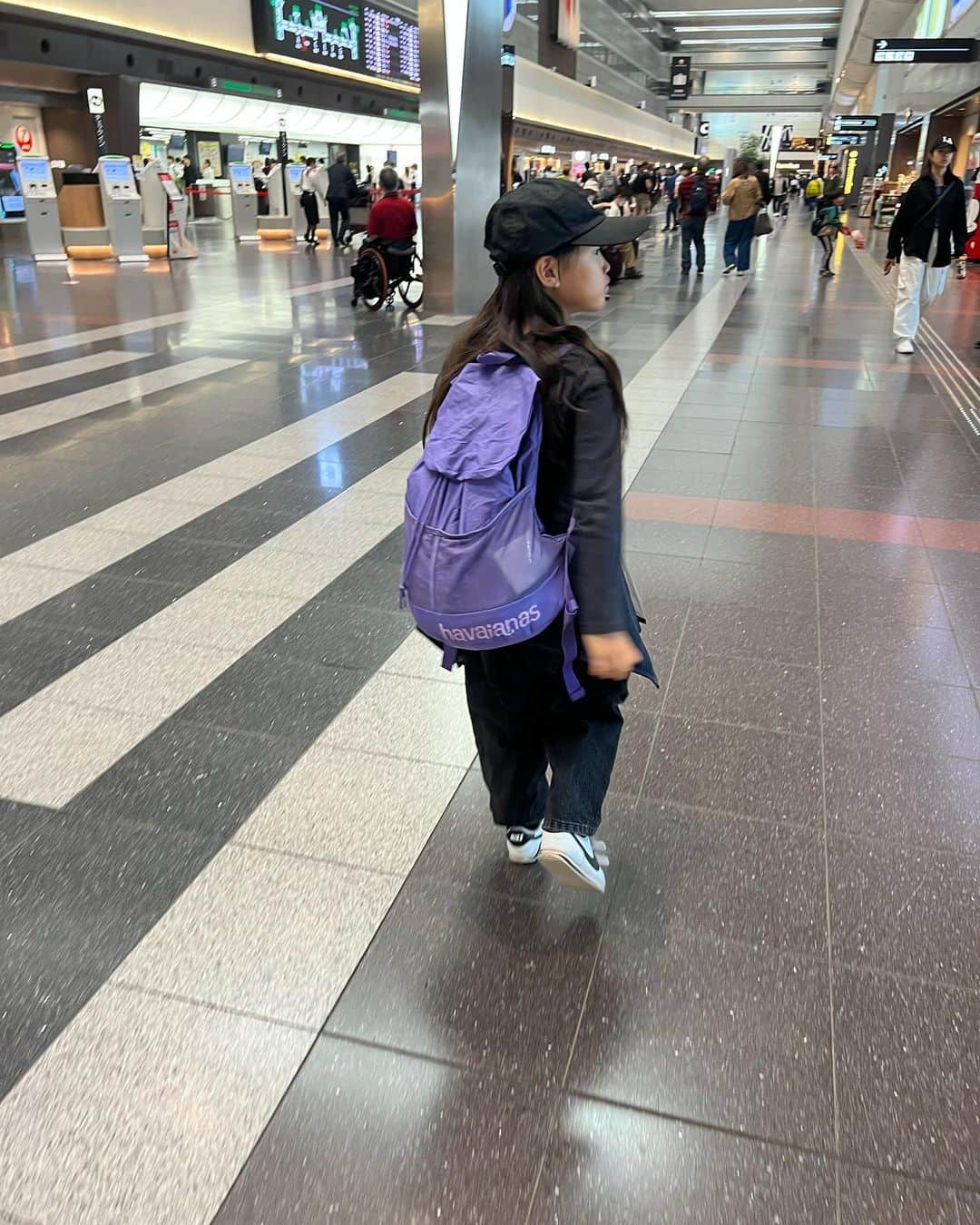 亜弥さんのインスタグラム写真 - (亜弥Instagram)「✈️ go to miyazaki♡  #宮崎へ #backpack」11月4日 9時55分 - _ayaaa19_