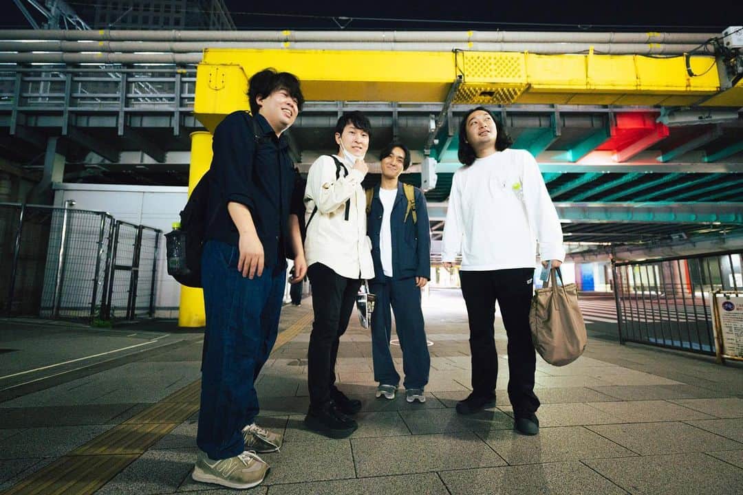 加賀翔（かが屋）さんのインスタグラム写真 - (加賀翔（かが屋）Instagram)「宮下草薙の15分とかが屋の鶴の間200回記念コラボありがとうございました！YouTubeで生配信と放送がradikoで聴けるのでぜひ！今日は18時からかが屋文庫の生配信なのでこちらもぜひ！深夜生放送ありがとうございました！」11月4日 10時15分 - kagaya_kaga