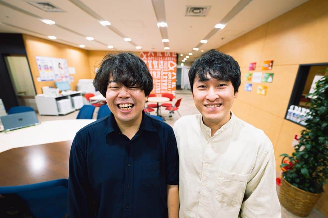 加賀翔（かが屋）さんのインスタグラム写真 - (加賀翔（かが屋）Instagram)「宮下草薙の15分とかが屋の鶴の間200回記念コラボありがとうございました！YouTubeで生配信と放送がradikoで聴けるのでぜひ！今日は18時からかが屋文庫の生配信なのでこちらもぜひ！深夜生放送ありがとうございました！」11月4日 10時15分 - kagaya_kaga