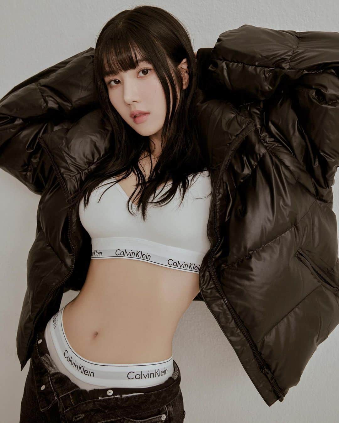 パク・ウンビン　エロ クォン・ウンビさんのインスタグラム写真 - (クォン・ウンビInstagram)「@calvinklein, #광고, #MYCALVINS,  #CK패딩, #캘빈클라인패딩 #캘빈클라인」11月4日 10時52分 - silver_rain.__