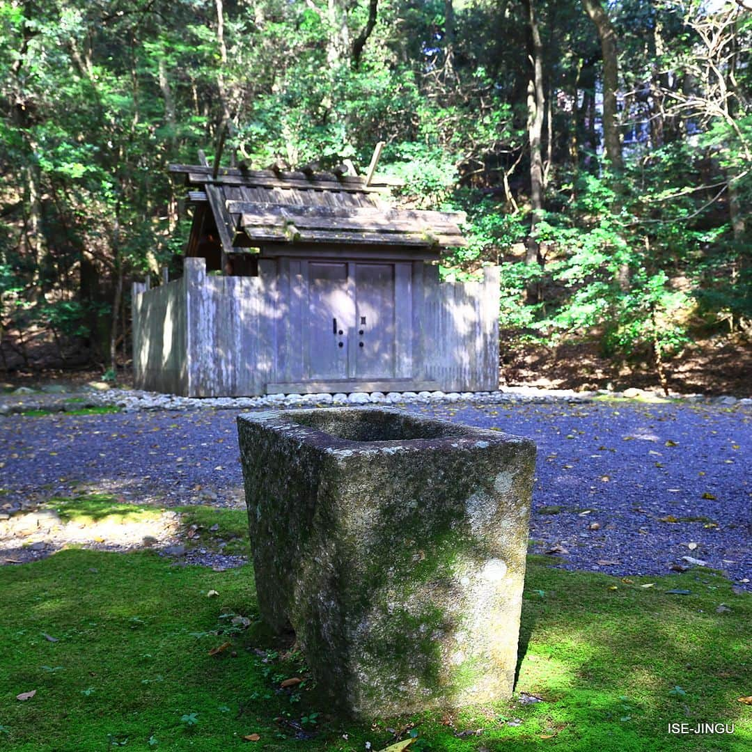 伊勢神宮のインスタグラム：「#伊勢神宮 #神宮 #神社 #心のふるさと #饗土橋姫神社 #所管社 #神宮125社  #isejingu #jingu #soul_of_japan #japan #jinja #shinto」